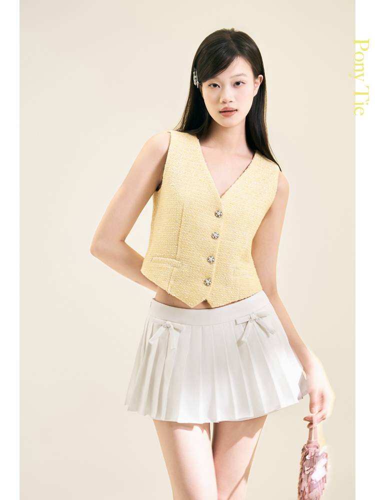 Romantic yellow